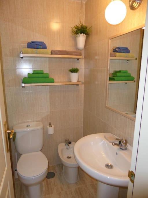 Atico Fresco Y Luminoso Con Aparcamiento Privado Appartement Nerja Buitenkant foto
