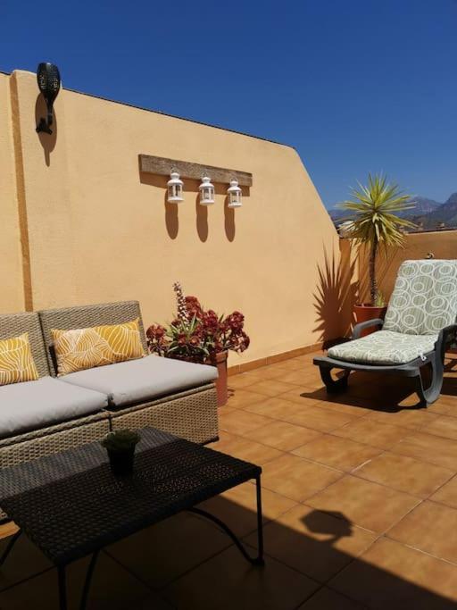 Atico Fresco Y Luminoso Con Aparcamiento Privado Appartement Nerja Buitenkant foto