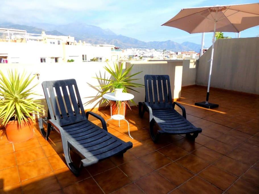 Atico Fresco Y Luminoso Con Aparcamiento Privado Appartement Nerja Buitenkant foto